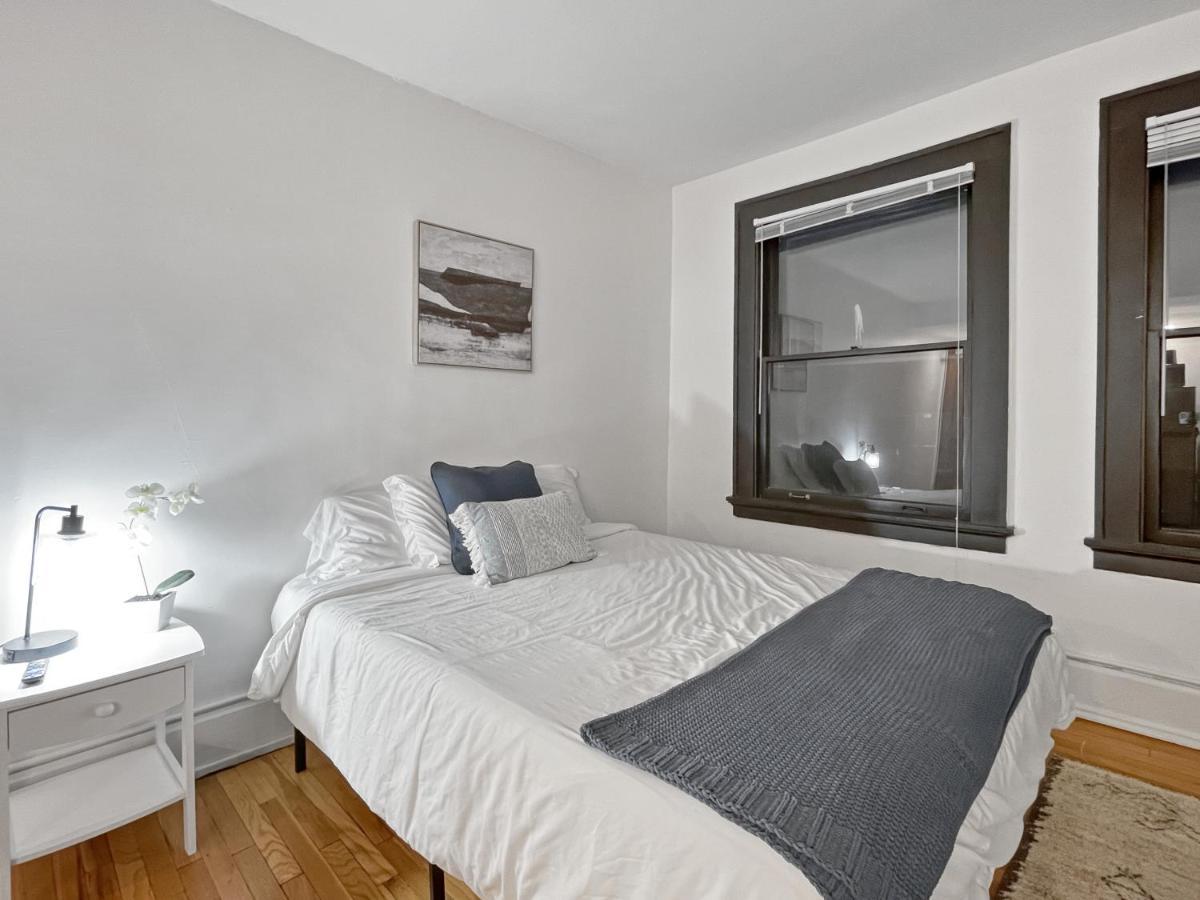 Quiet 1 Bed Studio Heart Of Downtown Дес Мойнс Екстериор снимка